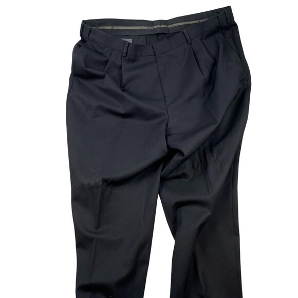 Eddie Bauer Mens Dress Pants, Black, Relaxed Fit T44 Corpcore - Picture 1 of 5